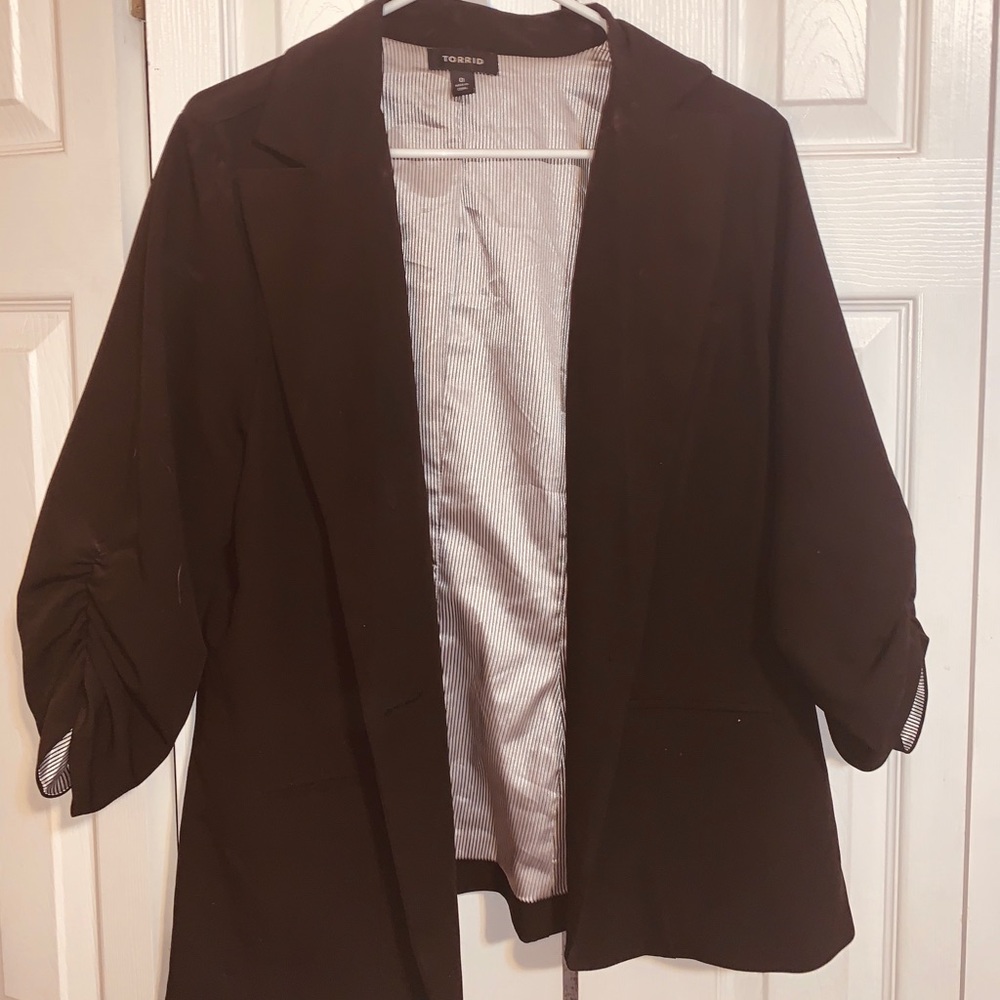 Torrid black blazer Size 0 - Picture 1 of 3